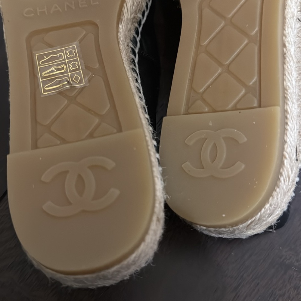 Chanel Black Espadrille Flats - Picture 6 of 13